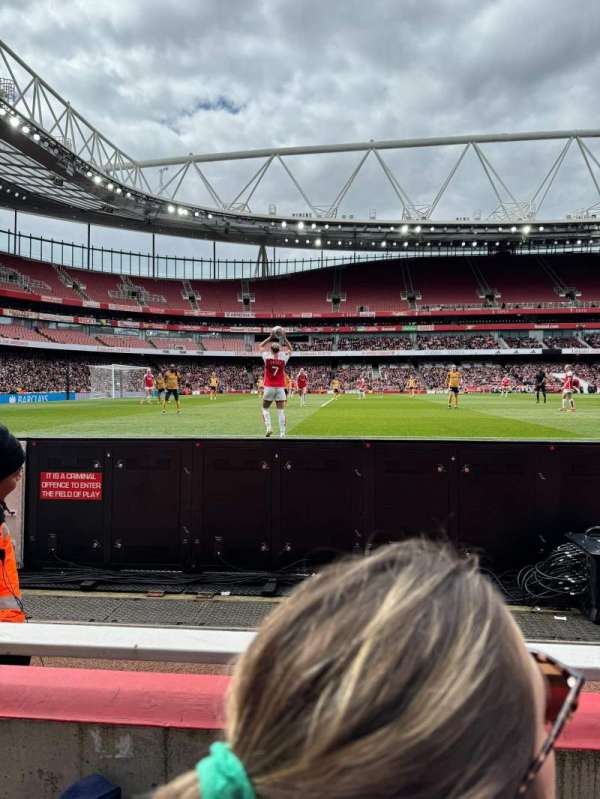 Emirates Stadium, section: 19, row: 2, seat: 579