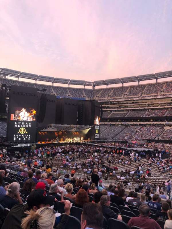 MetLife Stadium, section: 137, row: 21, seat: 1