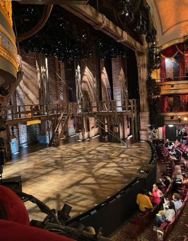 Richard Rodgers Theatre, section: Box B, row: 1, seat: 2