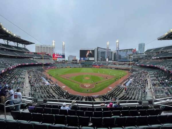 Truist Park, section: 226, row: 7, seat: 11