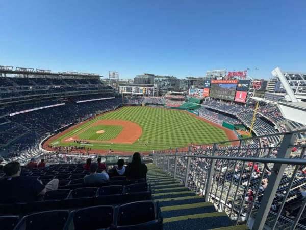 Nationals Park, section: 420, row: L, seat: 1