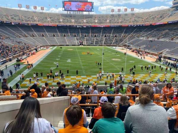 Neyland Stadium, section: Y9, row: 25, seat: 8