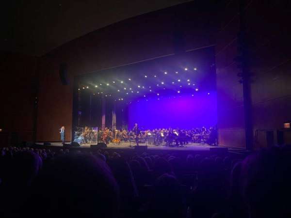Knoxville Civic Auditorium, section: Orchestra RC, row: Q, seat: 118