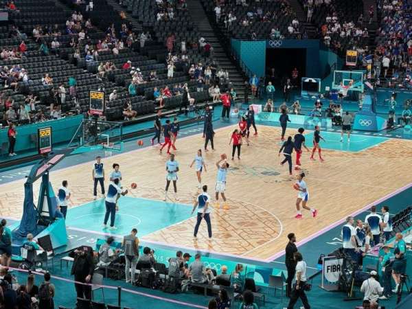 Accor Arena, section: Gradin B, row: 6, seat: 26