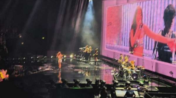 Royal Arena, section: 1-102, row: 19, seat: 7
