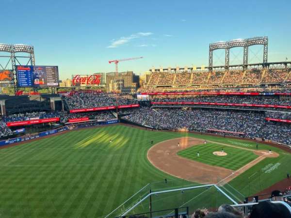 Citi Field, section: 527, row: 5, seat: 4