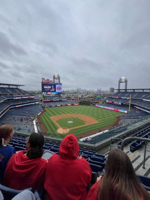 Citizens Bank Park, section: 419, row: 6, seat: 4