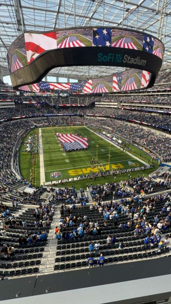 SoFi Stadium, section: 334, row: 3, seat: 9