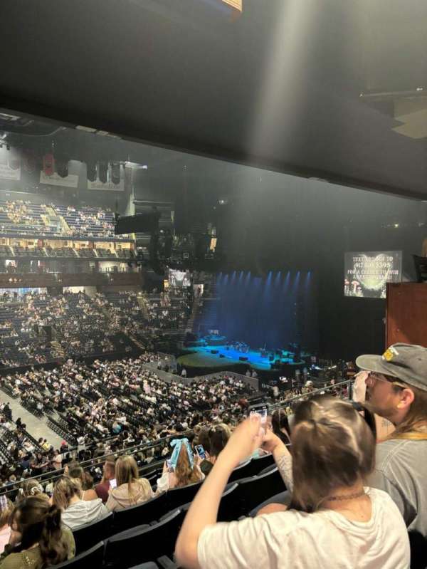 Nationwide Arena, section: C4, row: h, seat: 4