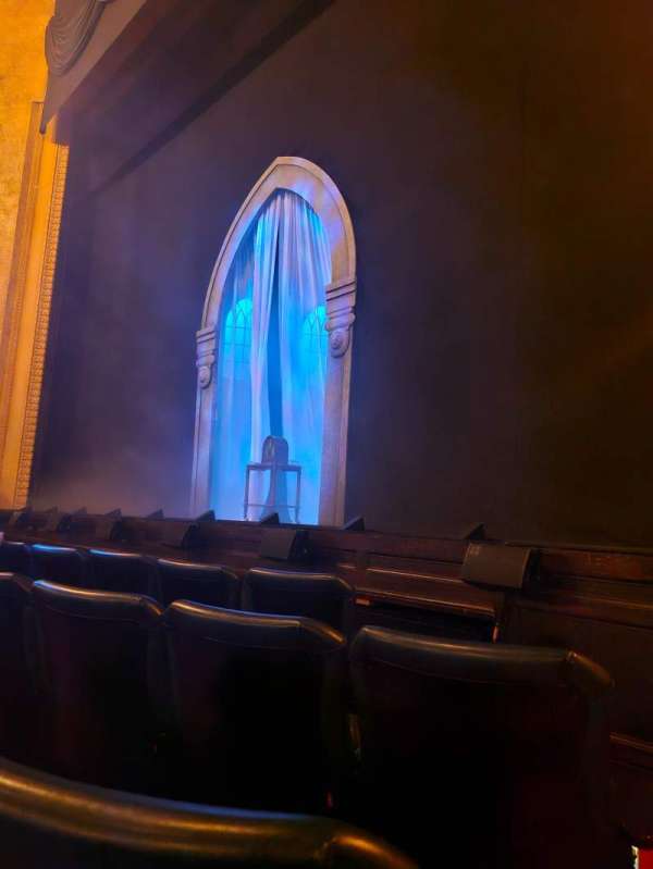 Comedy Theatre, section: Stalls, row: D, seat: 35