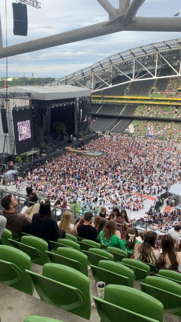 Aviva Stadium, section: 525, row: U, seat: 7