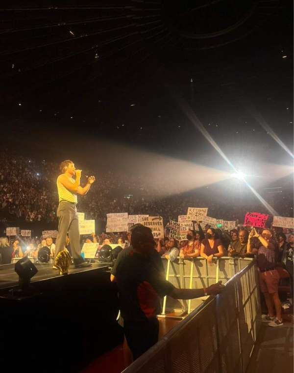 Kia Forum, section: Floor, row: 1, seat: 1