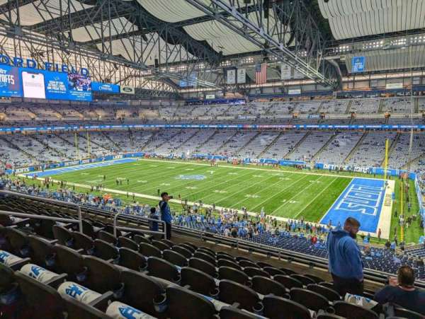 Ford Field, section: 212, row: 9, seat: 9