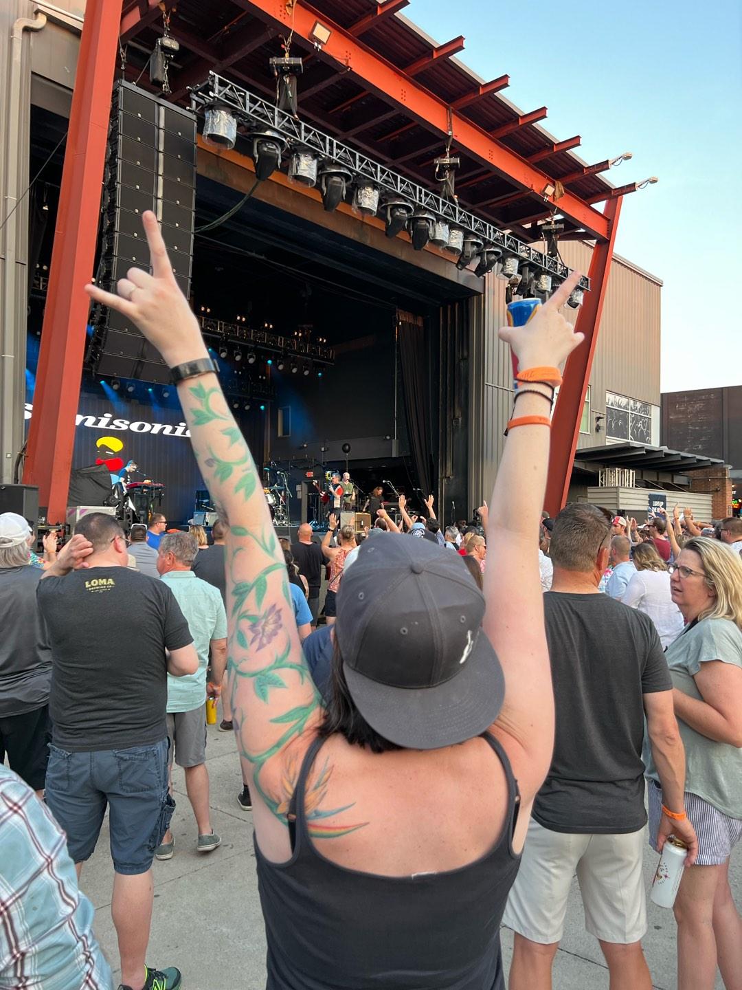 KEMBA Live Section Pit 