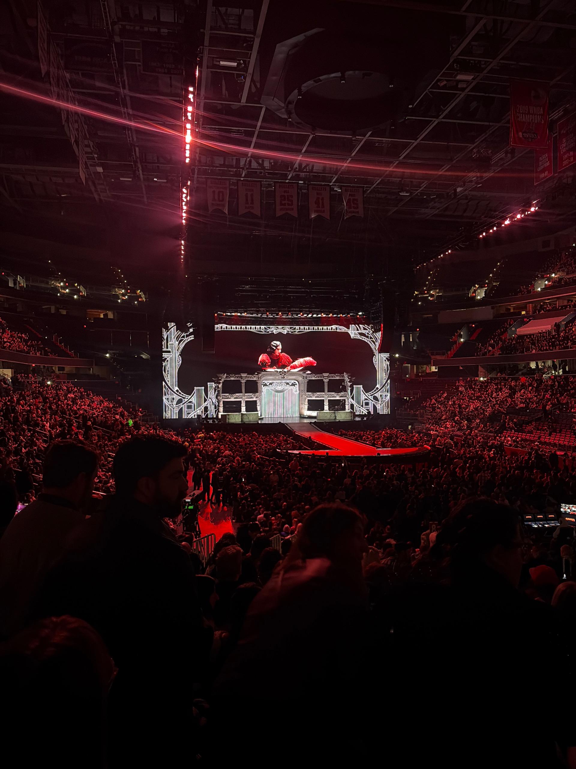 Capital One Arena Section 104 Row R Seat 12