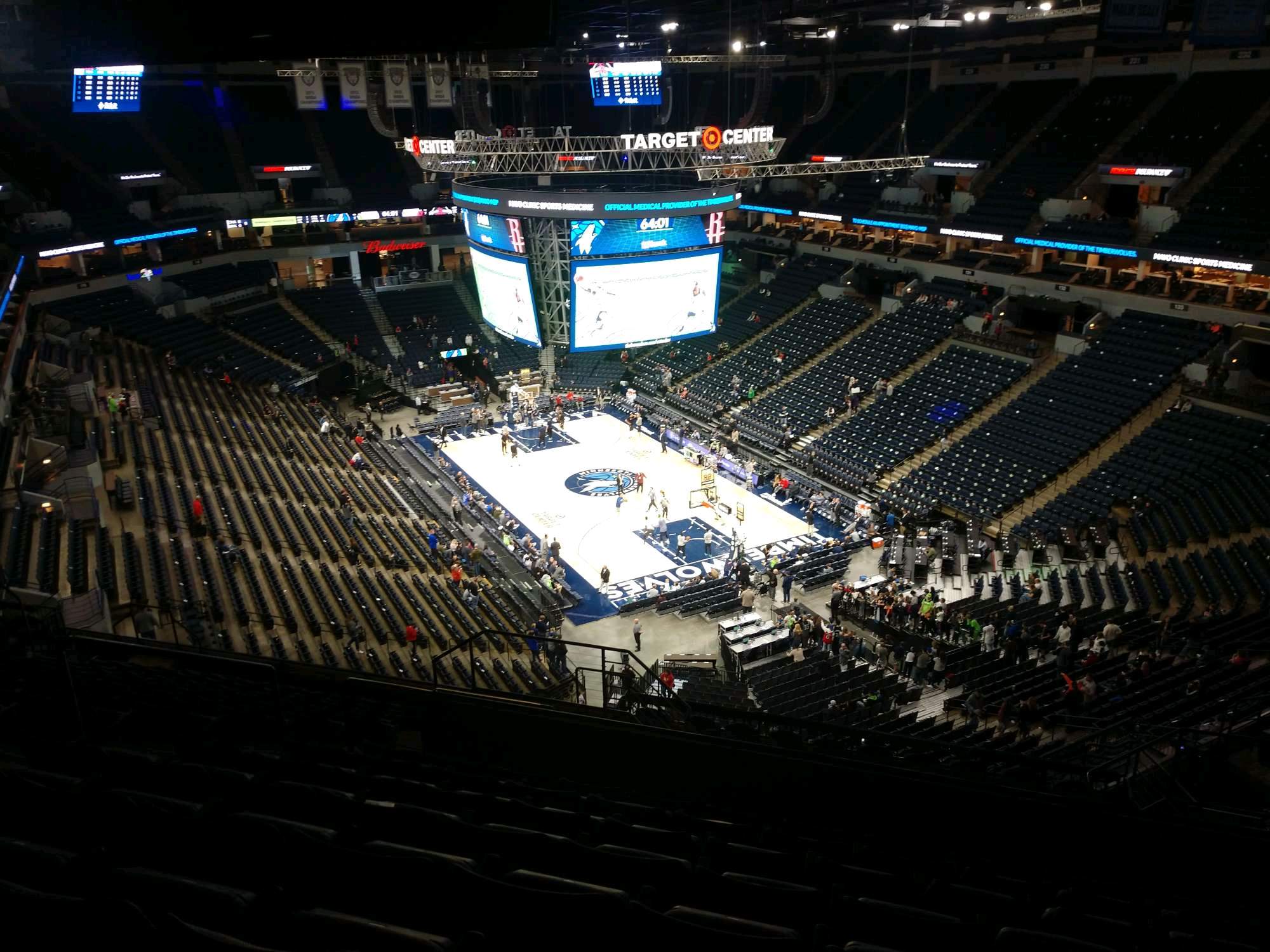 Target Center Section 204 Row R Seat 15