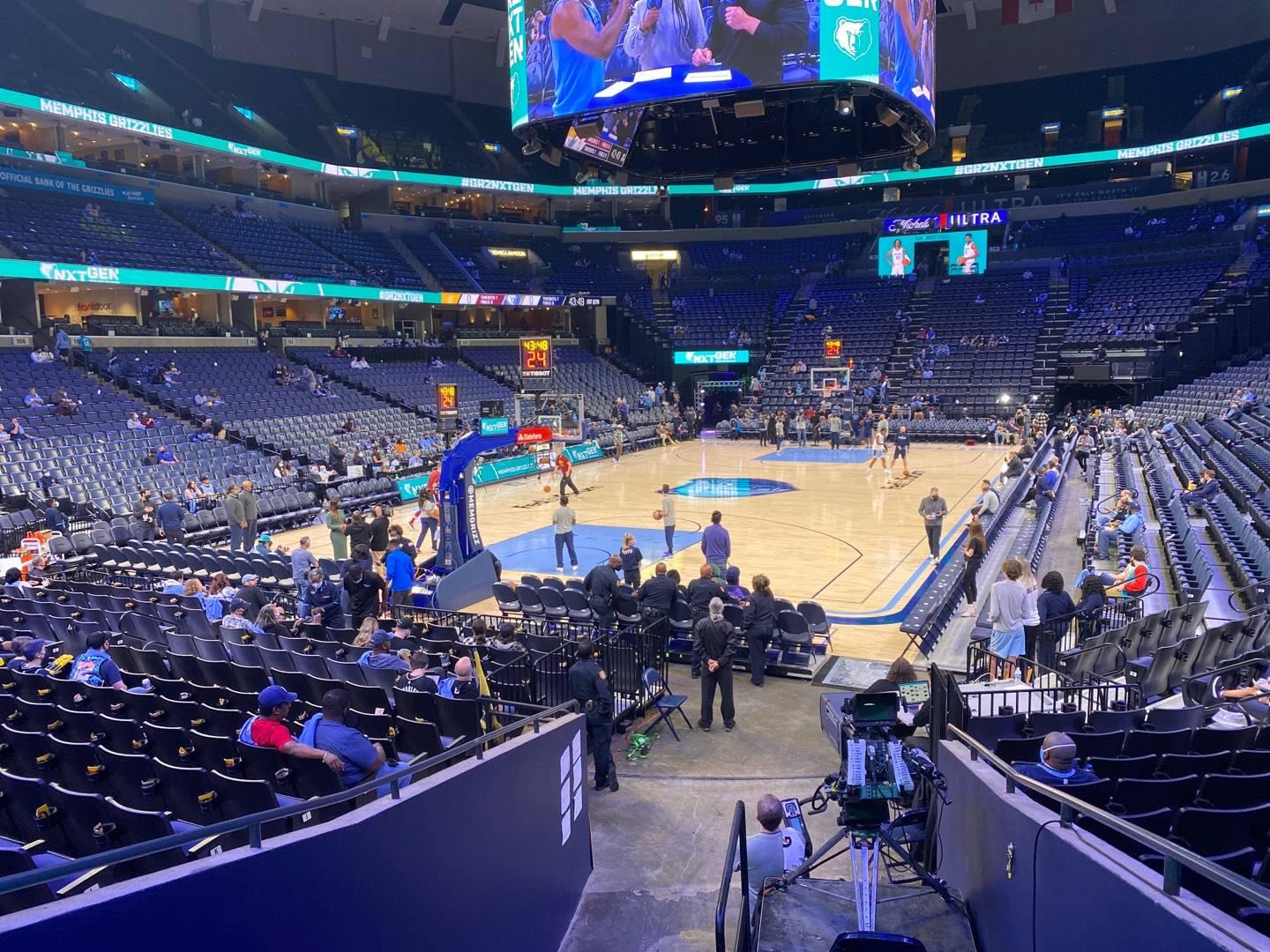 FedEx Forum Section 111 Row R Seat 16