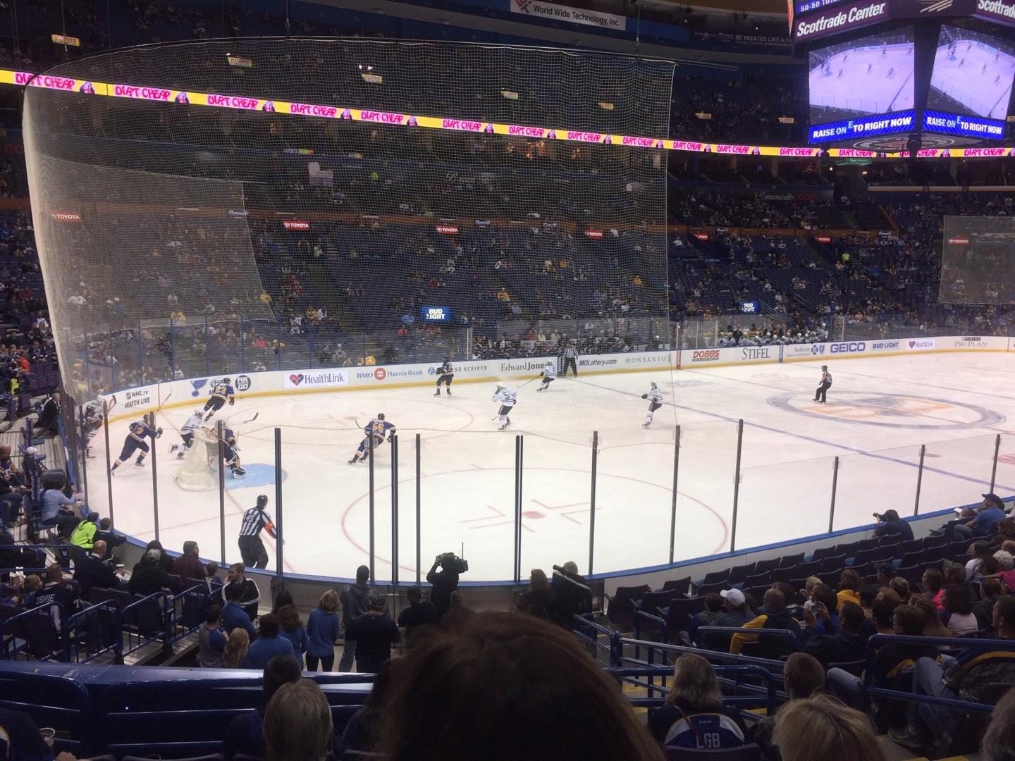 Enterprise Center Section 119 Row R Seat 4