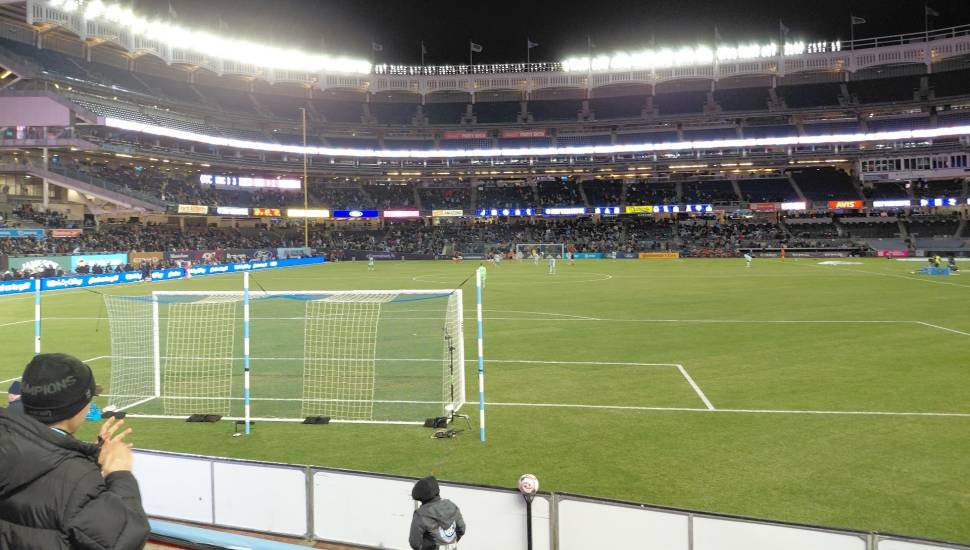 Yankee Stadium, 135