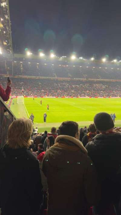 old trafford section S121