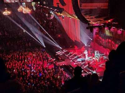 Lakefront Arena