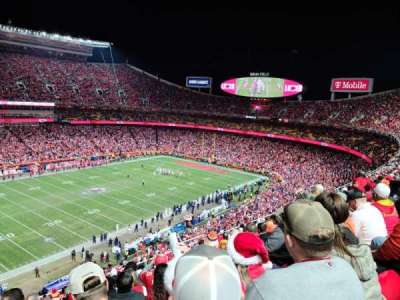 arrowhead stadium section 305