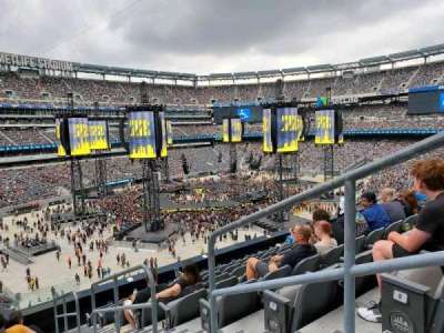 MetLife Stadium section 220C