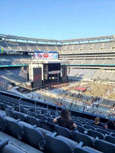 MetLife stadium section 236