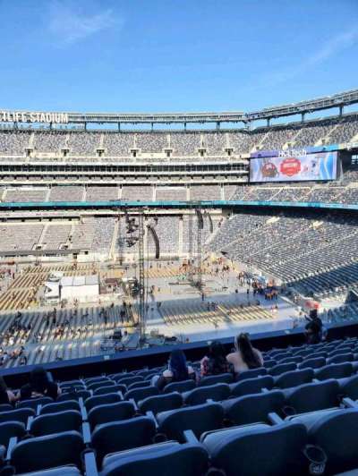 MetLife stadium section 236