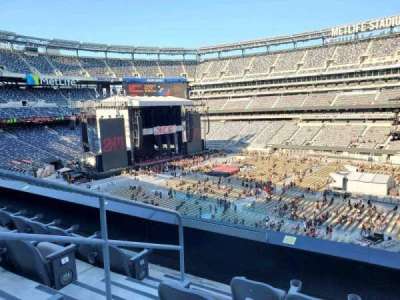 MetLife Stadium section 235