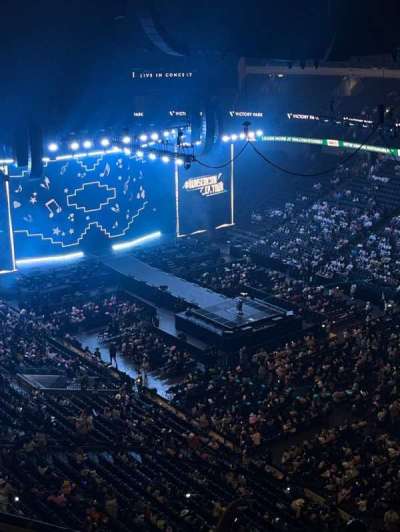 AMERICAN AIRLINES CENTER section 322