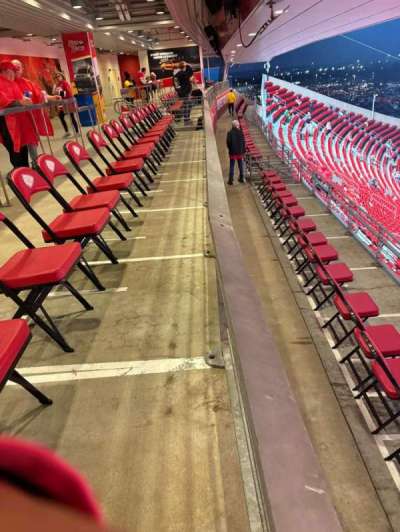 arrowhead stadium section 326