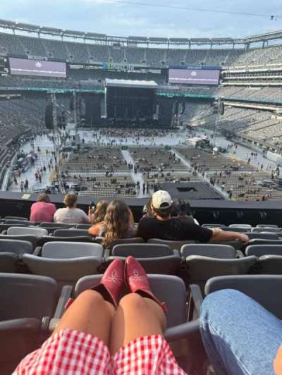 MetLife Stadium section 228A