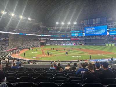 rogers centre section 121