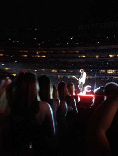 MetLife Stadium section Floor 3
