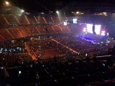 KIA Forum section 206