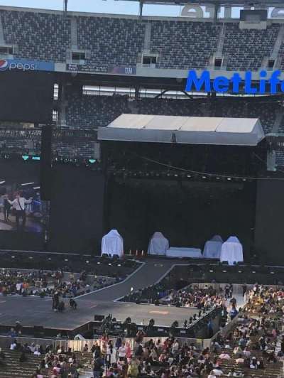 MetLife Stadium section 124