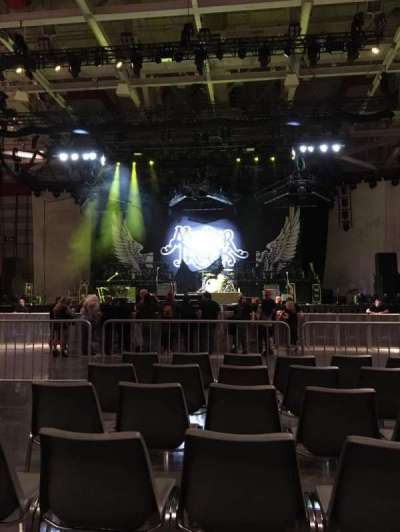 Show Me Center section Floor