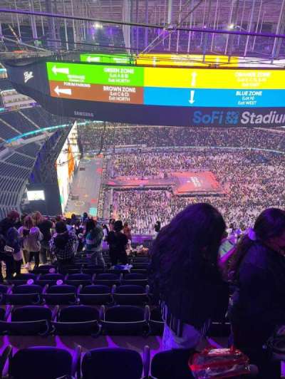 Sofi Stadium section 512
