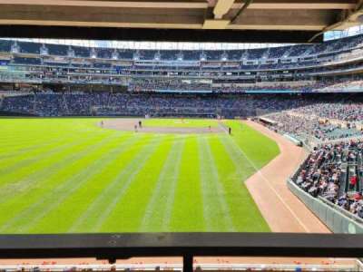 Target Field section 128