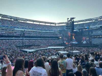 MetLife Stadium section 117