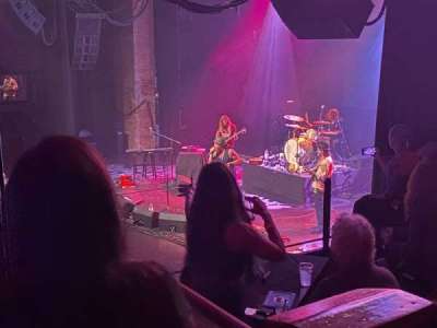 The Paramount, Huntington section 203