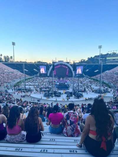 Rose Bowl section 11-H