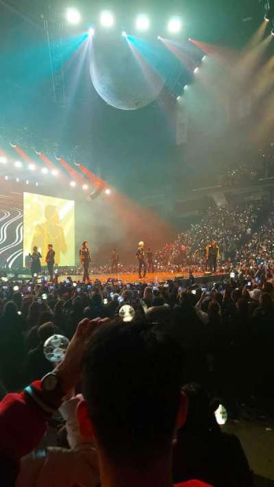 TD Coliseum section Old 121