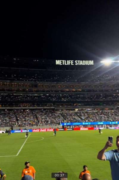 MetLife Stadium section 142