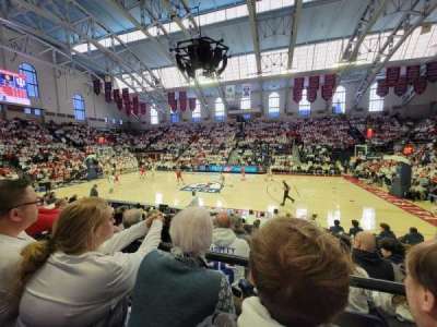 Palestra section 203