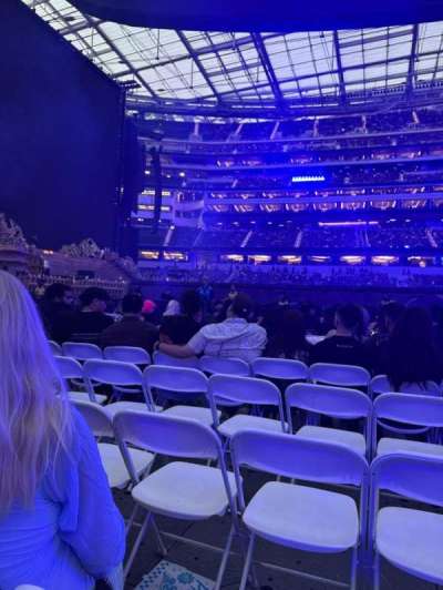 Sofi Stadium section Floor B1
