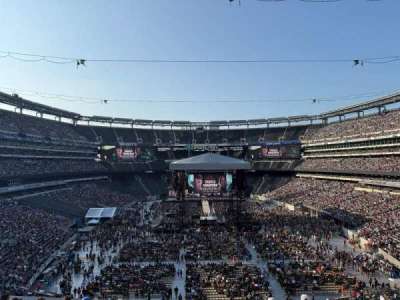 MetLife Stadium section 227a