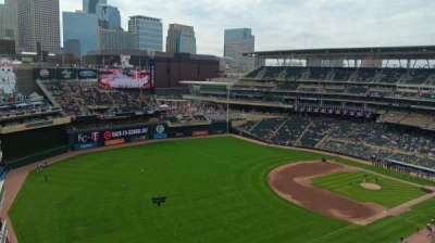 Target Field section 228