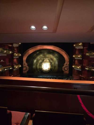 Esplanade Theatre section Box